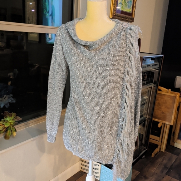 Creasikery Sweaters - NWT Creasikery Women's Gray Sweater Size S Asymetrical With Fringe Long Sleeve